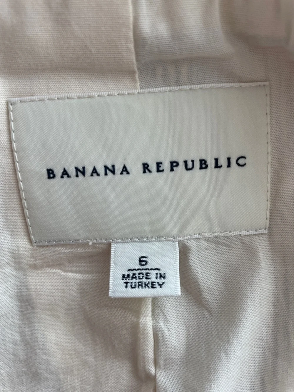 Banana Republic Cream and Kahki Pinstripe Tailored Blazer - Picture 4 of 5